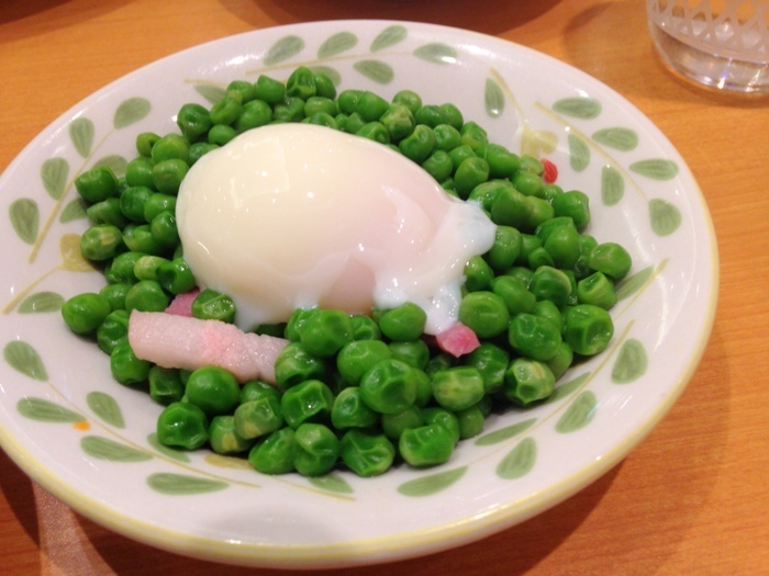 柔らか青豆の温サラダ