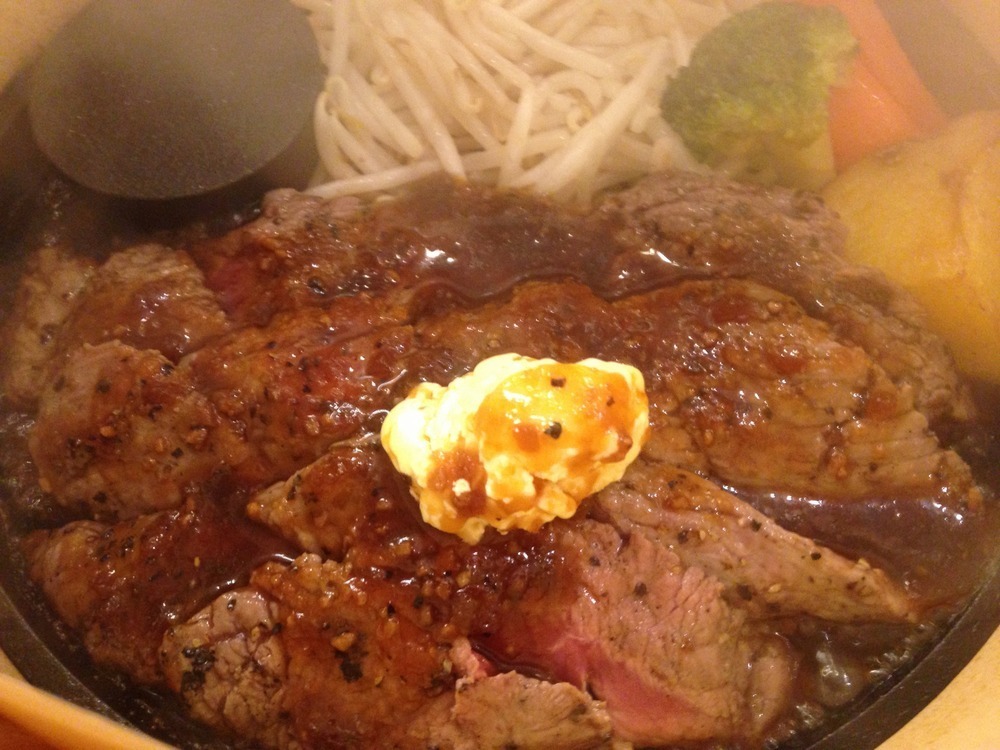 旨んまーいステーキ 大阪駅前第3ビル店