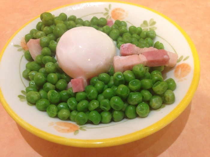 「柔らか青豆の温サラダ」